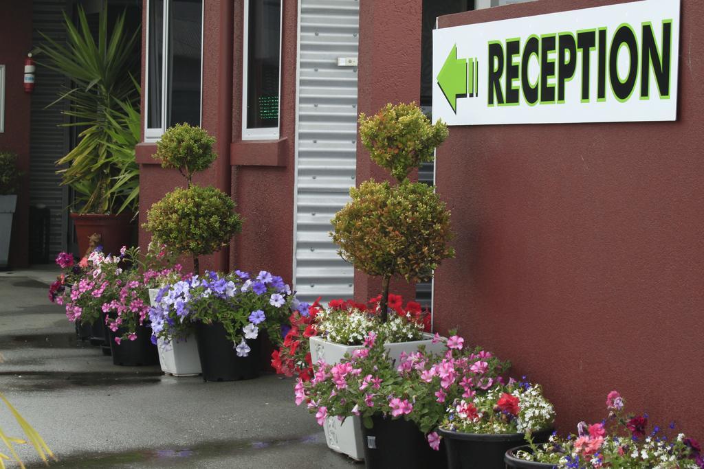 Phoenix Motels Temuka Exterior foto